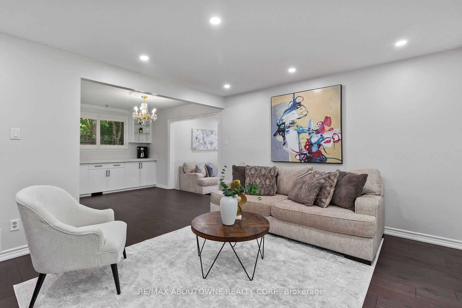 440 Sunset Drive