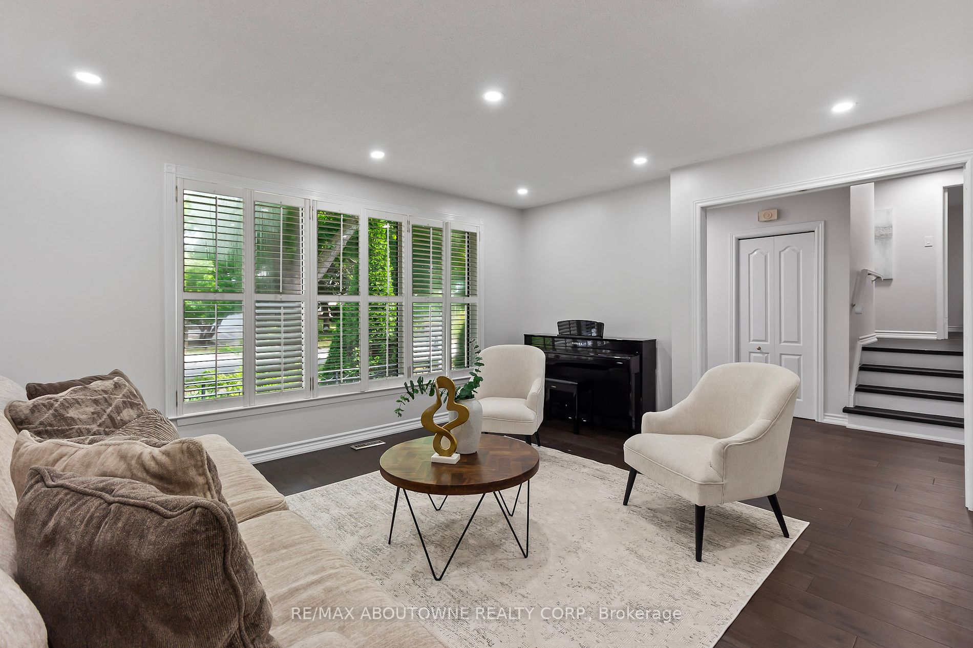 440 Sunset Drive