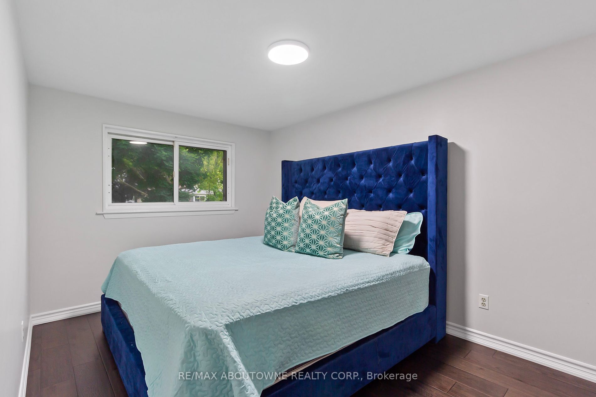 440 Sunset Drive