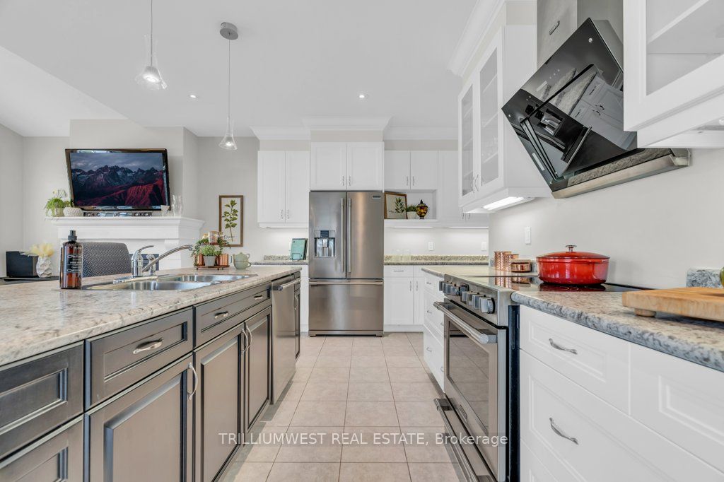 49 Sierra Cres