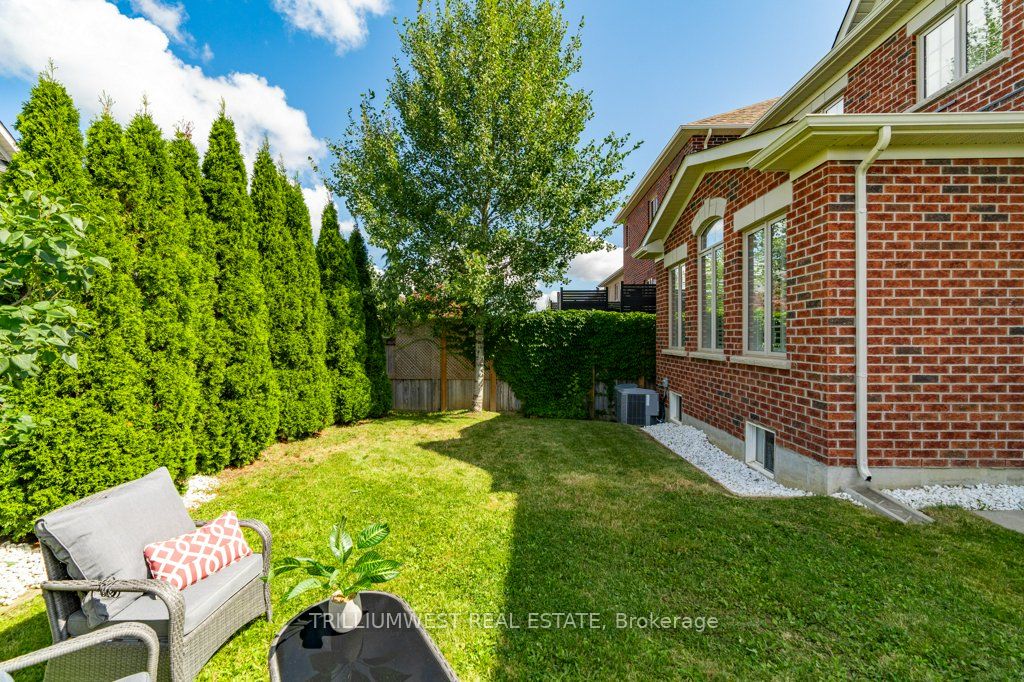 49 Sierra Cres