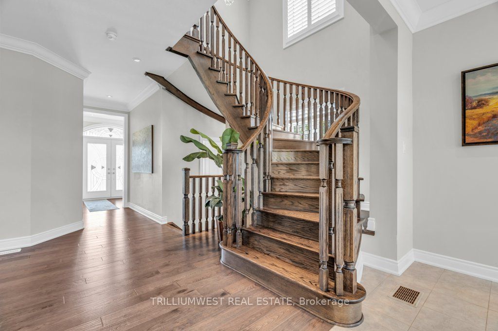 49 Sierra Cres