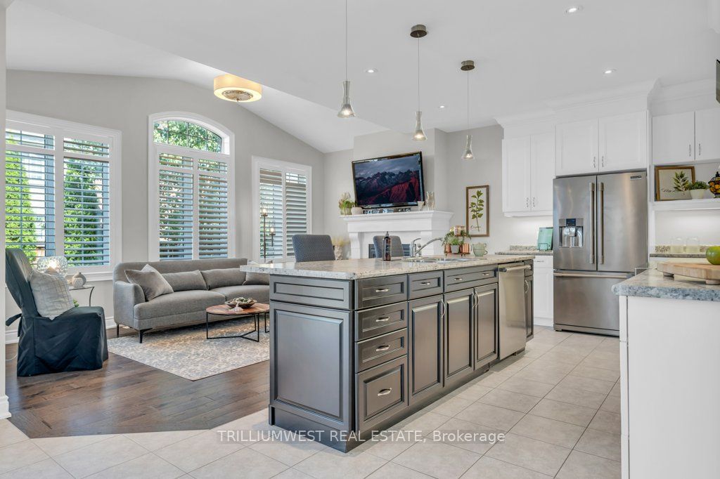 49 Sierra Cres
