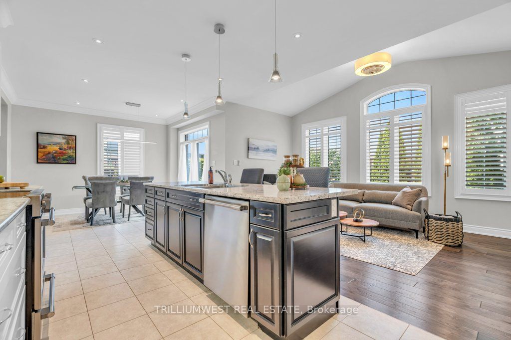 49 Sierra Cres