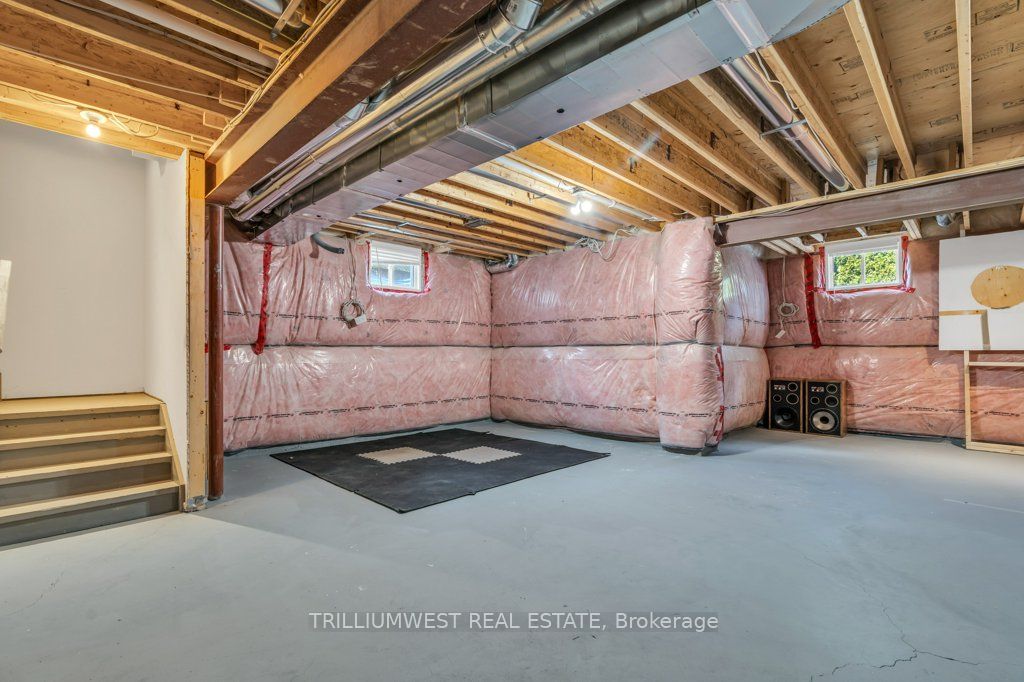 49 Sierra Cres