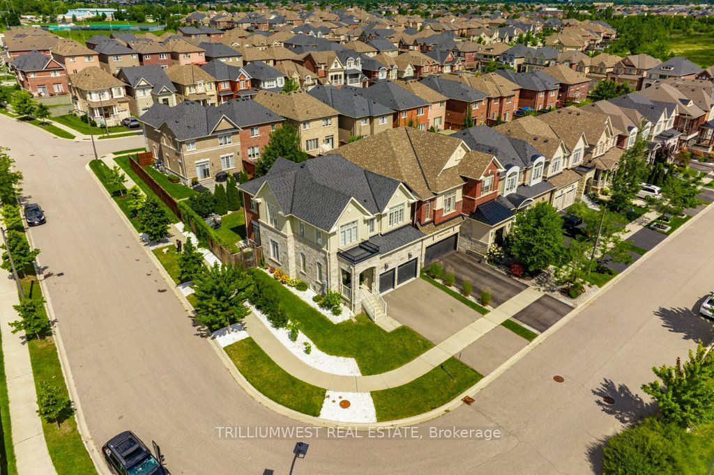 49 Sierra Cres