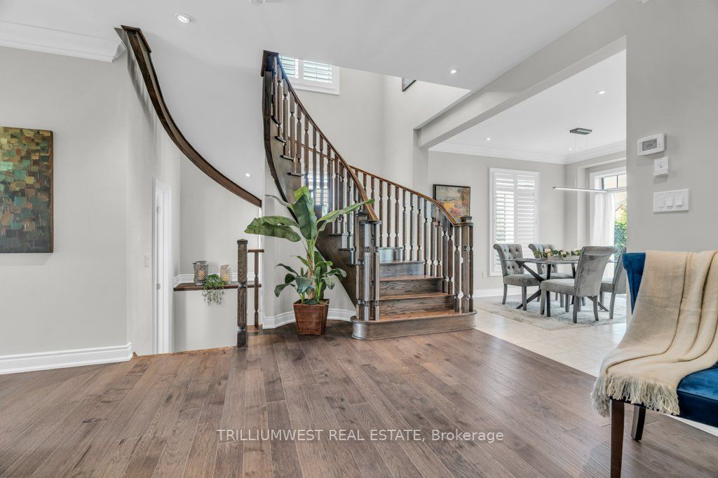 49 Sierra Cres