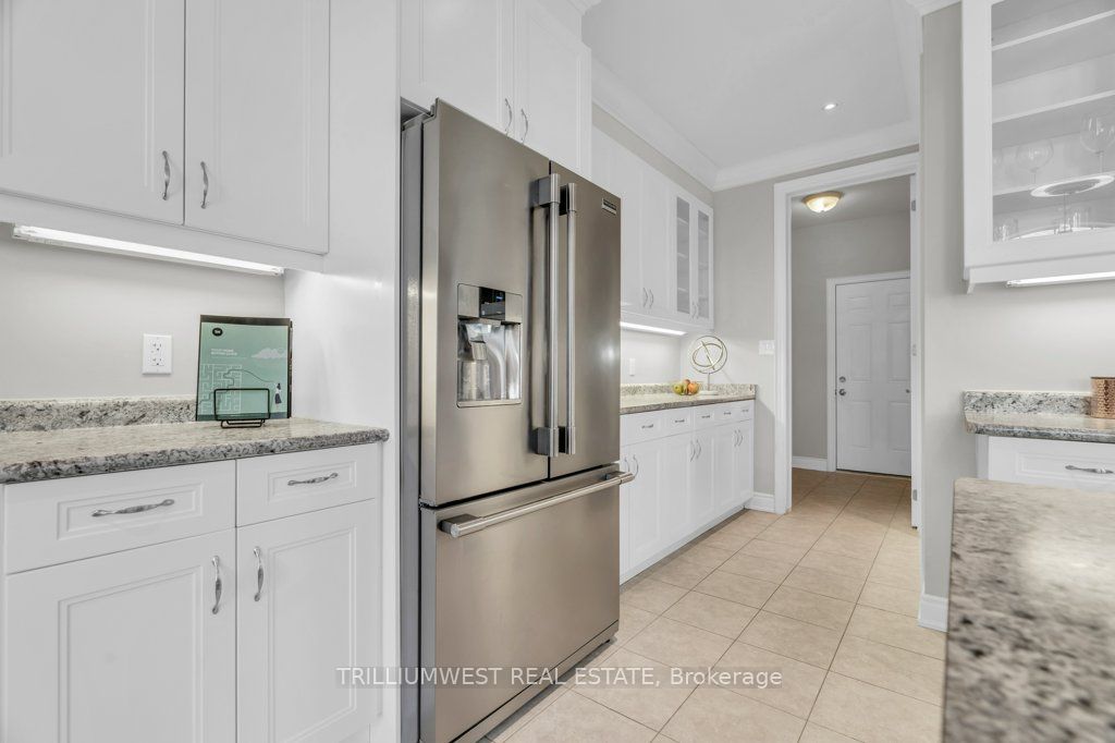 49 Sierra Cres