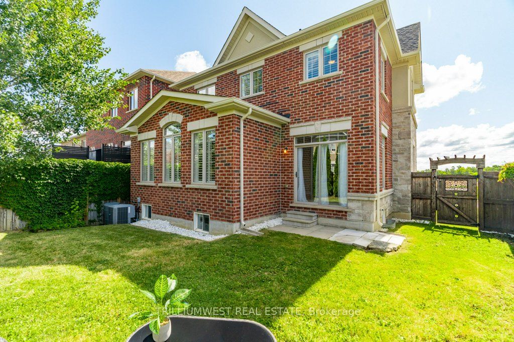 49 Sierra Cres