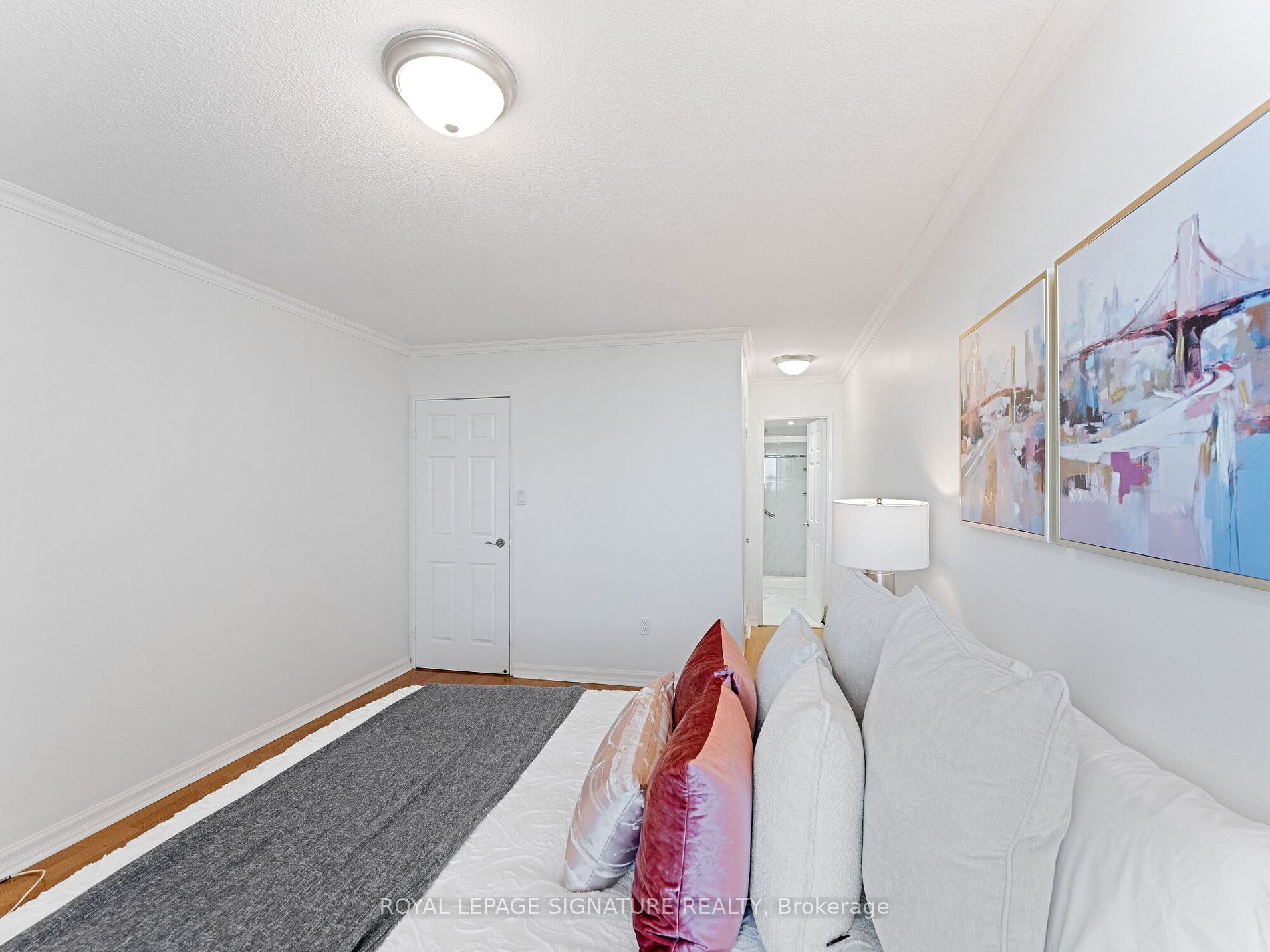 812 Burnhamthorpe Rd, #Ph04
