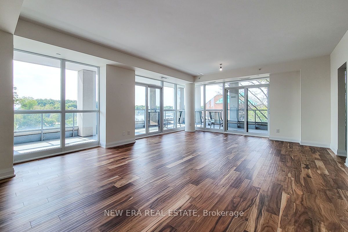 11 Bronte Rd, #323