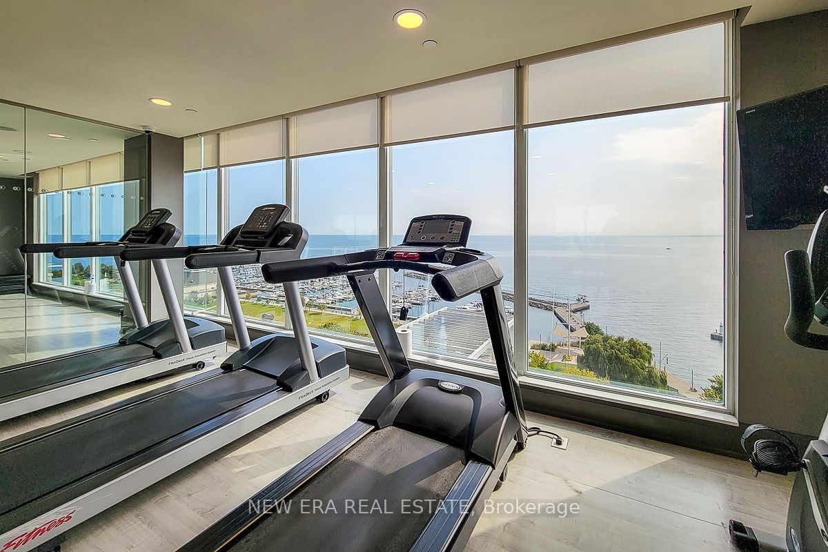11 Bronte Rd, #323