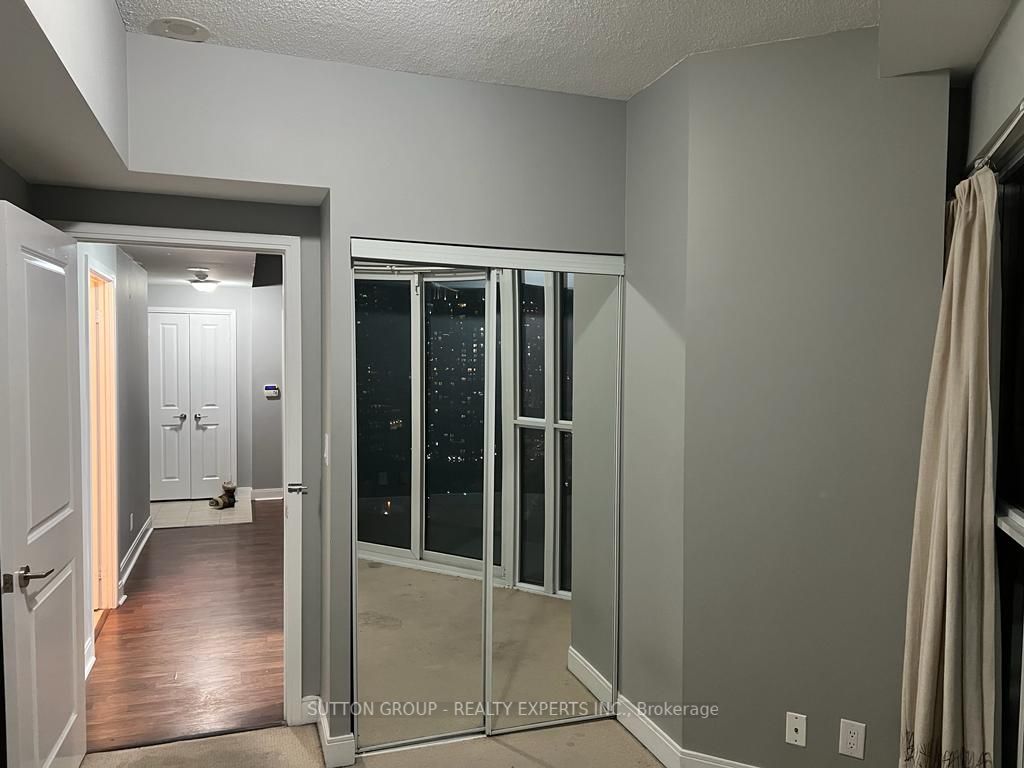 60 Absolute Ave, #1901