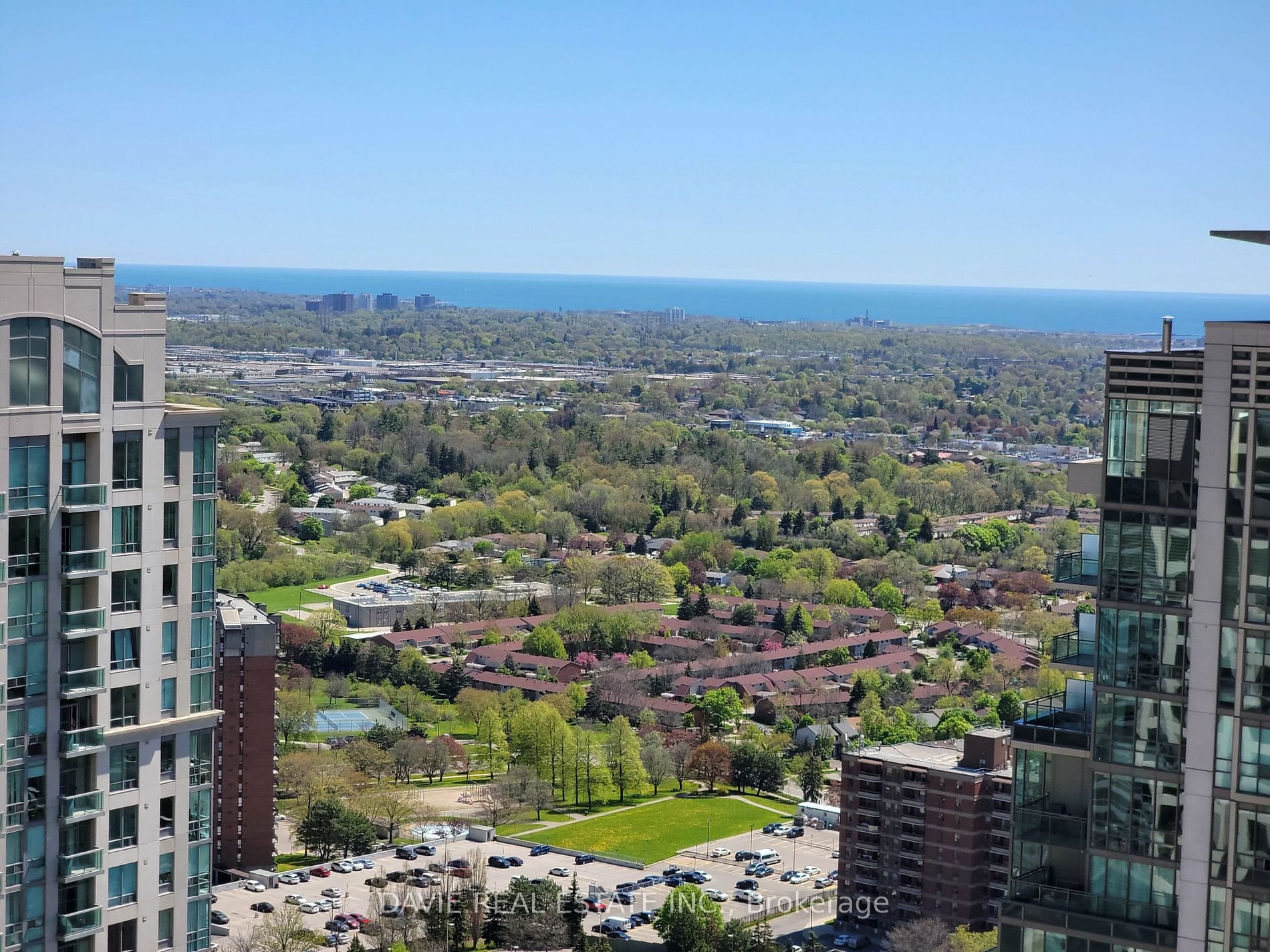36 Elm Dr W, #3507