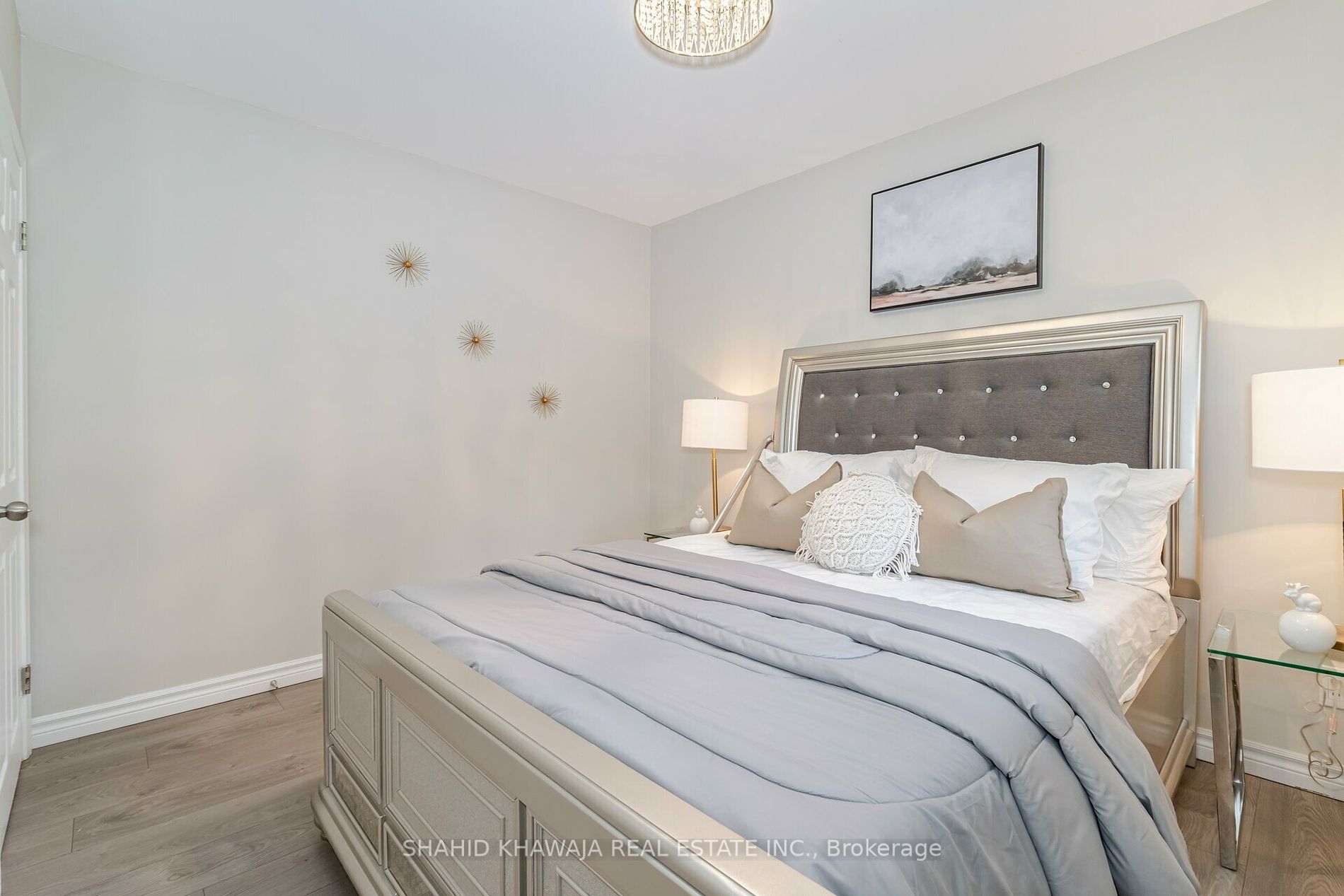 2271 Truscott Dr