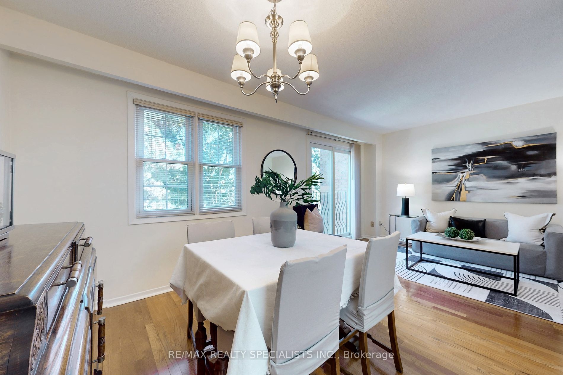 1951 Rathburn Rd E, #8