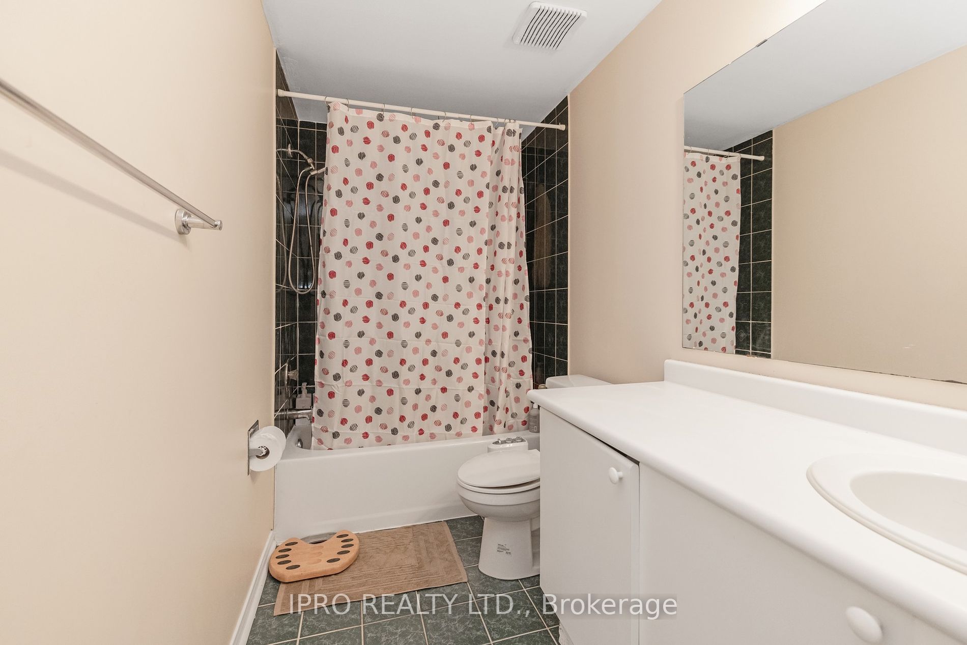 2555 Thomas St, #112