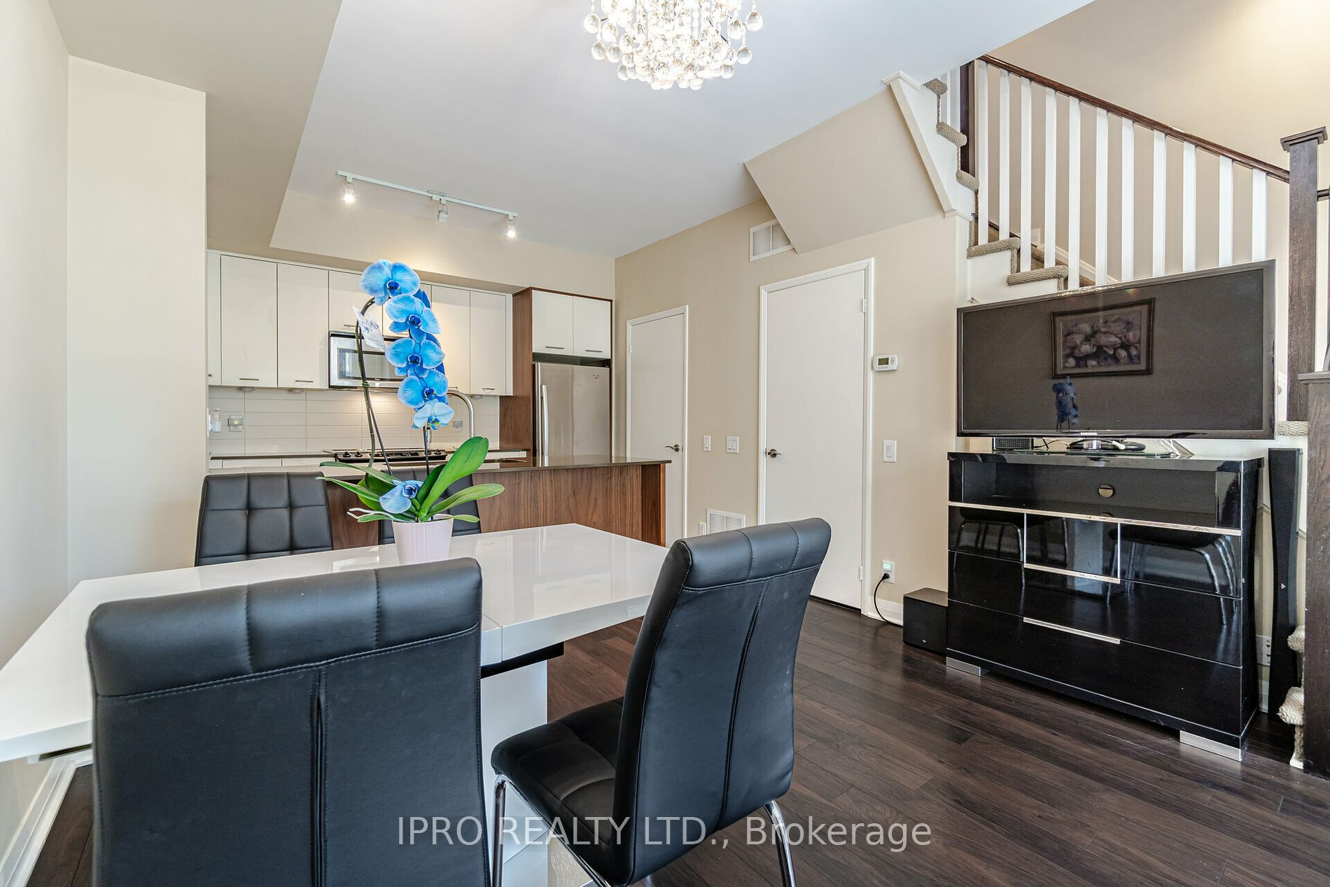 27 Valhalla Inn Rd #53