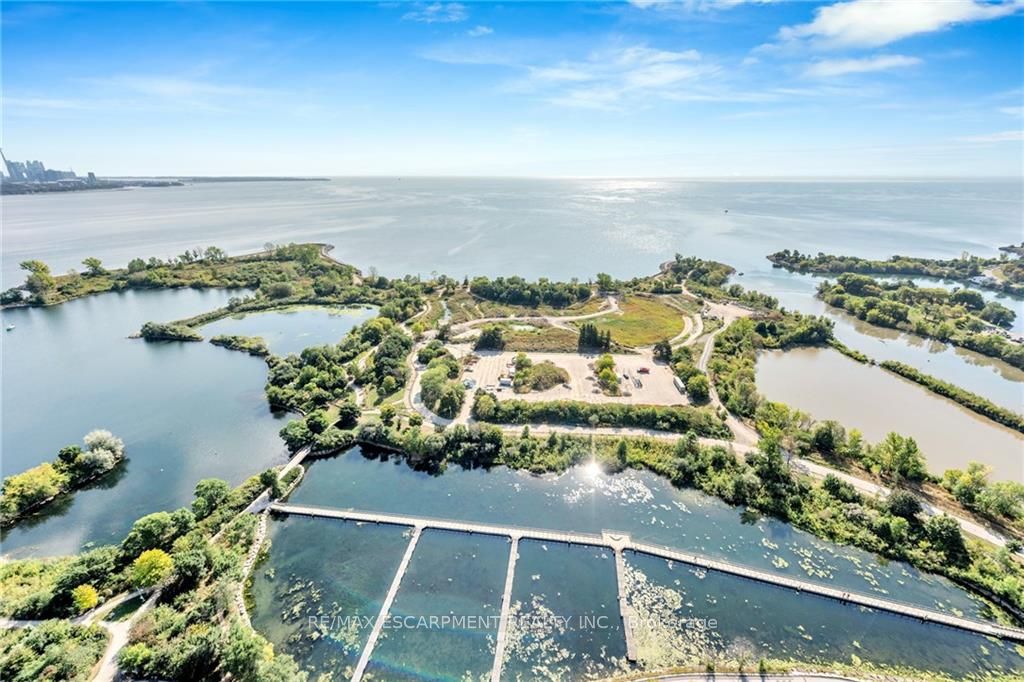 20 Shore Breeze Dr, #3407
