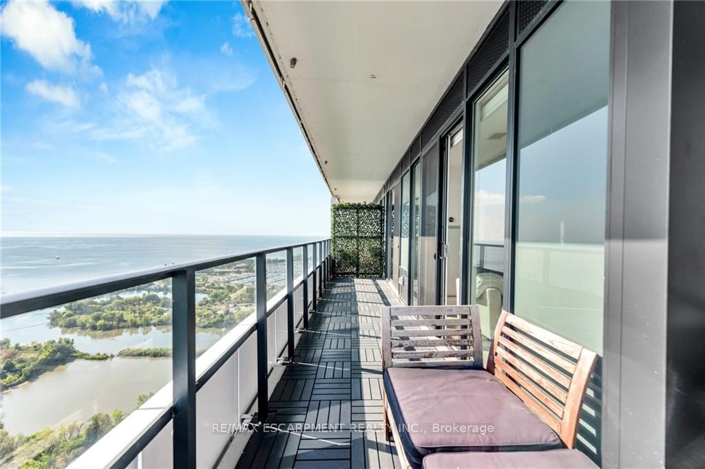20 Shore Breeze Dr, #3407