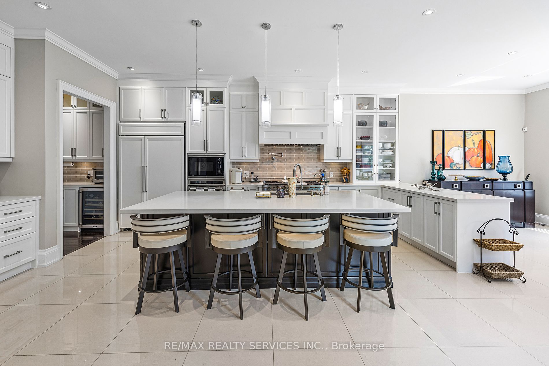 2454 Mississauga Rd