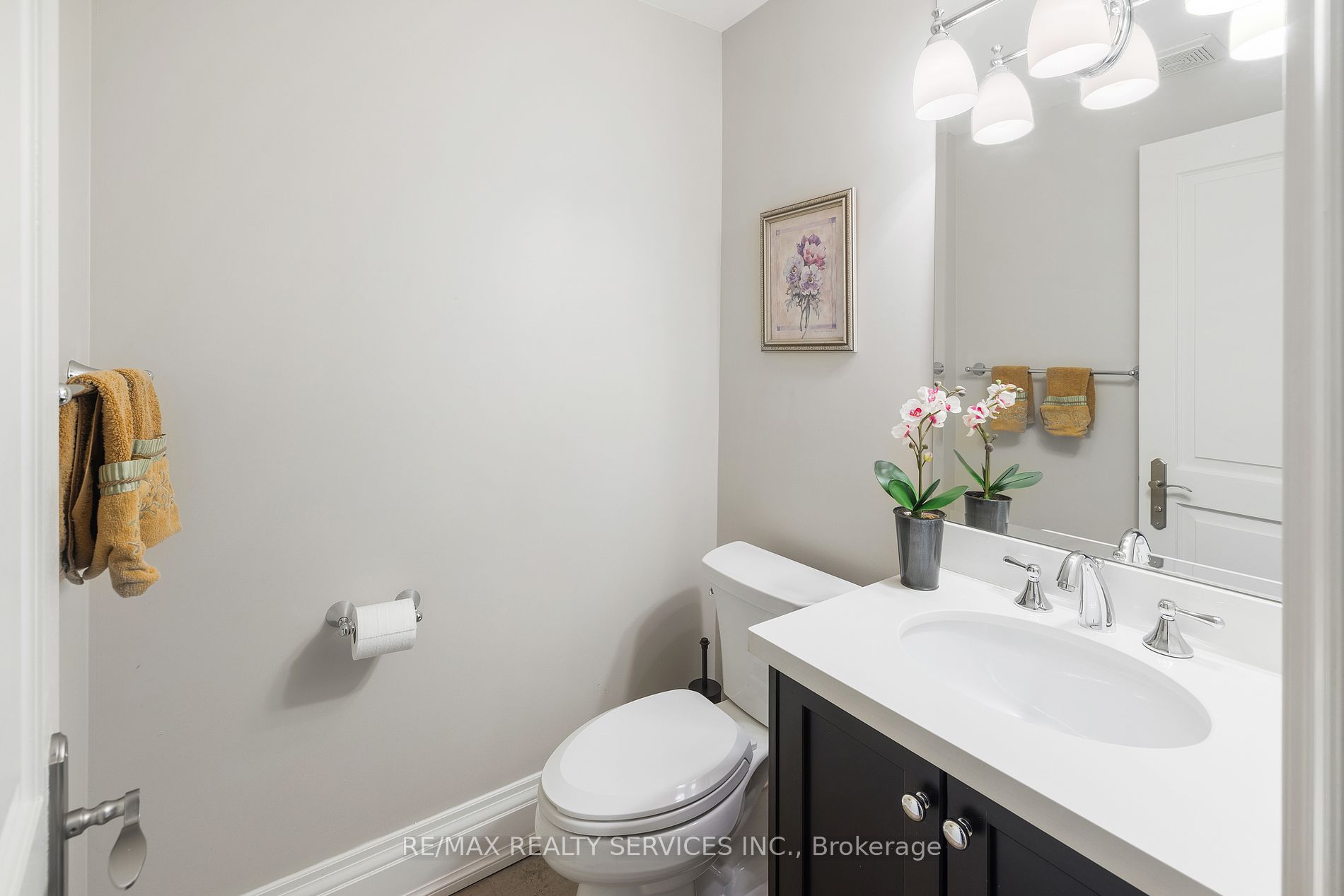 2454 Mississauga Rd