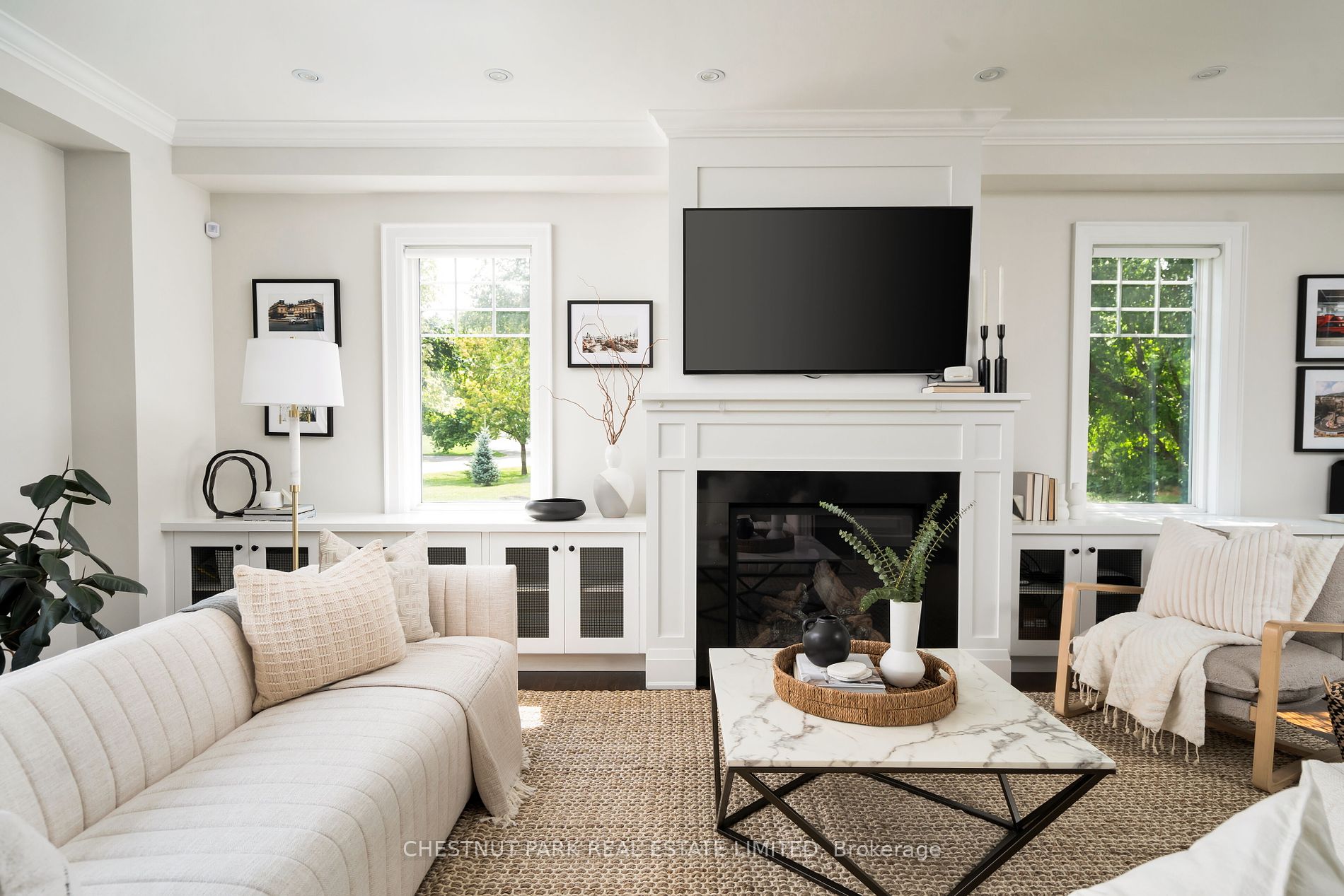 28 Glen Crescent Dr