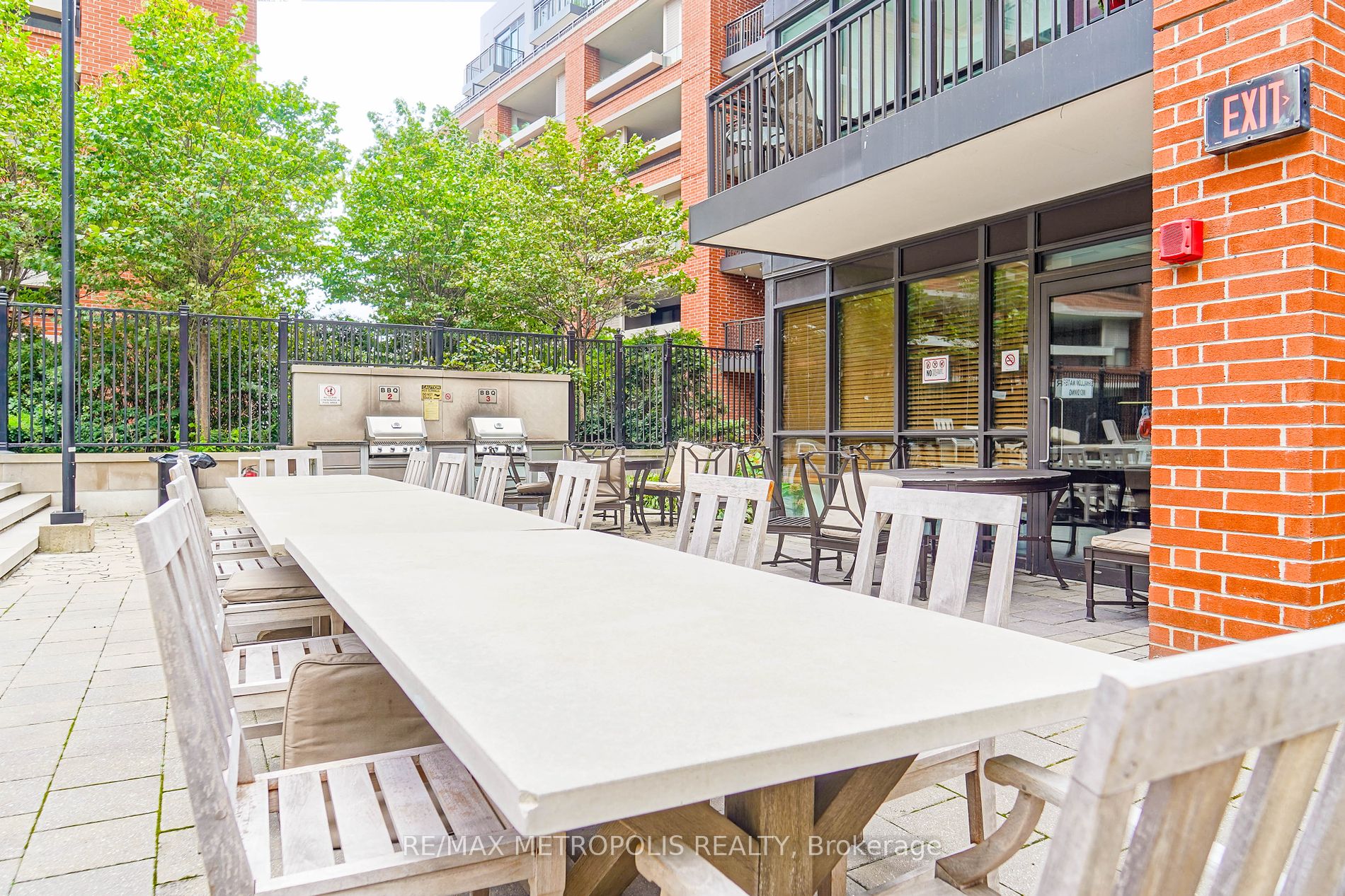 800 Lawrence Ave W, #415
