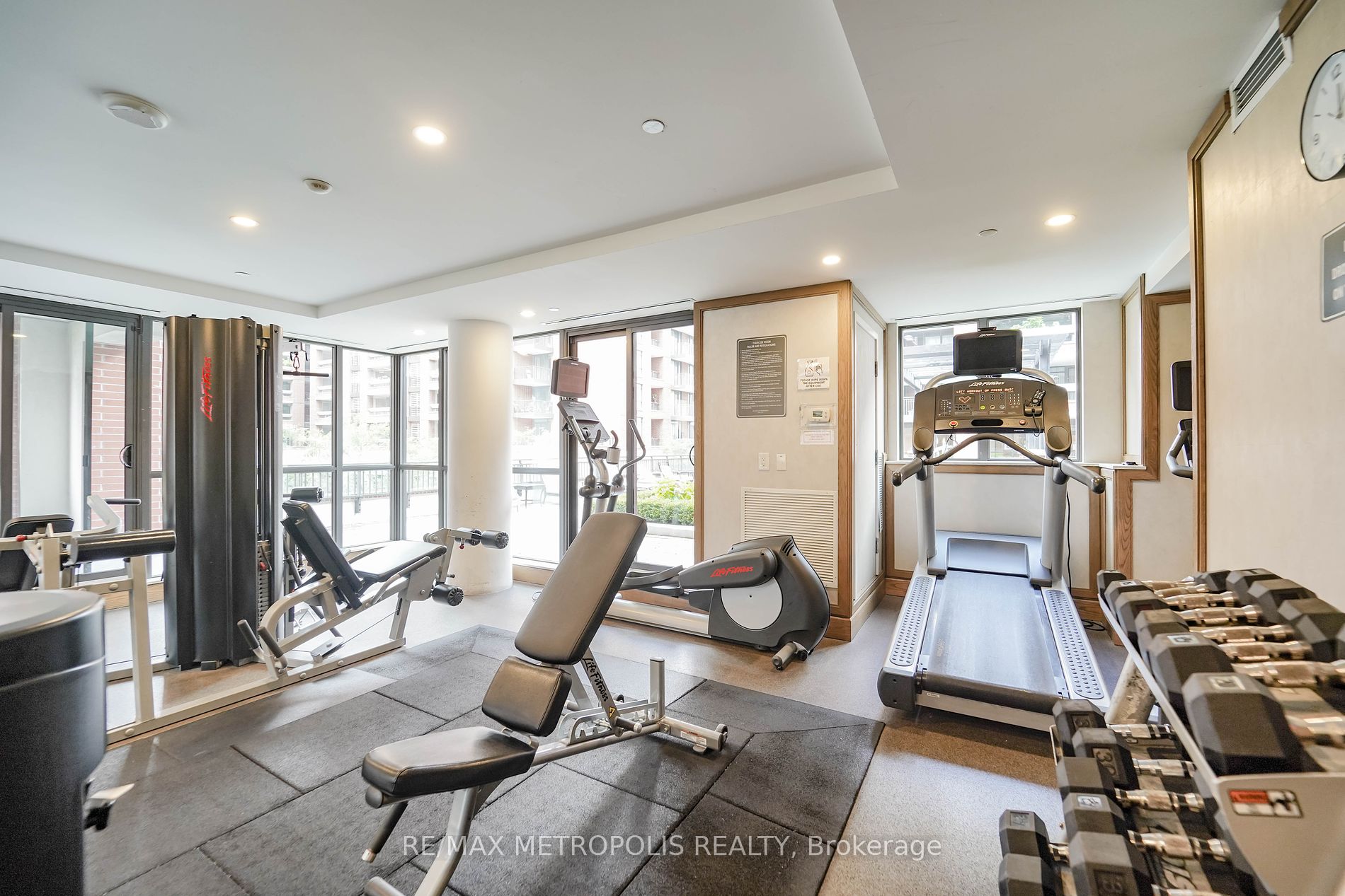 800 Lawrence Ave W, #415