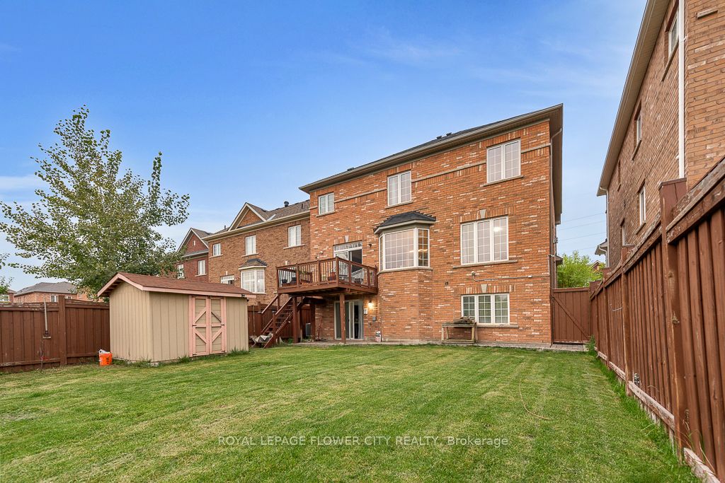 21 Borrelli Dr