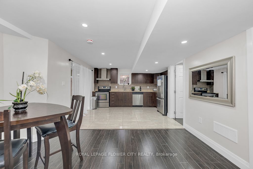 21 Borrelli Dr