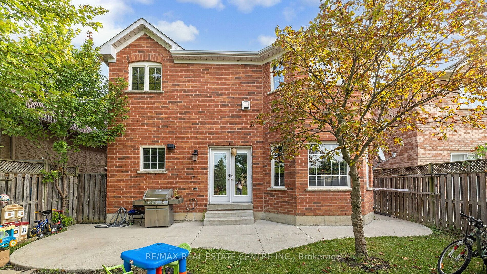 136 Van Scott Dr