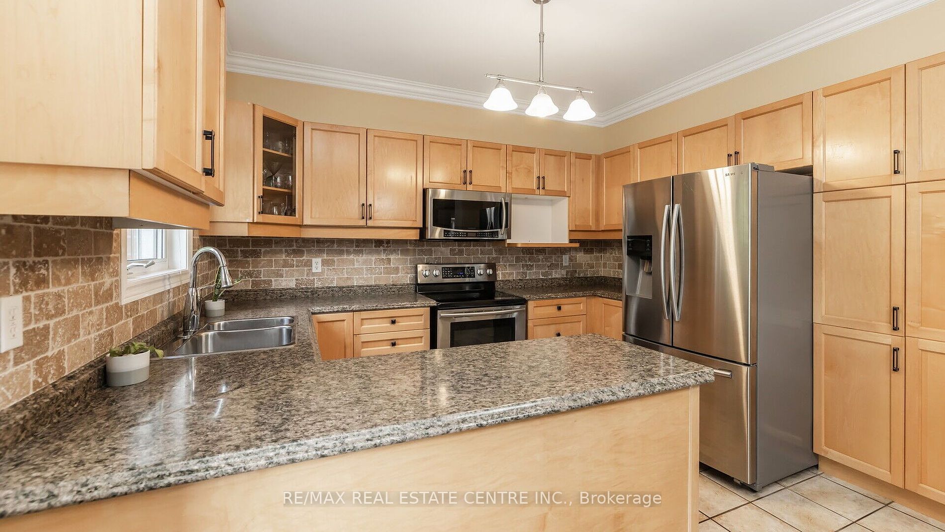 136 Van Scott Dr