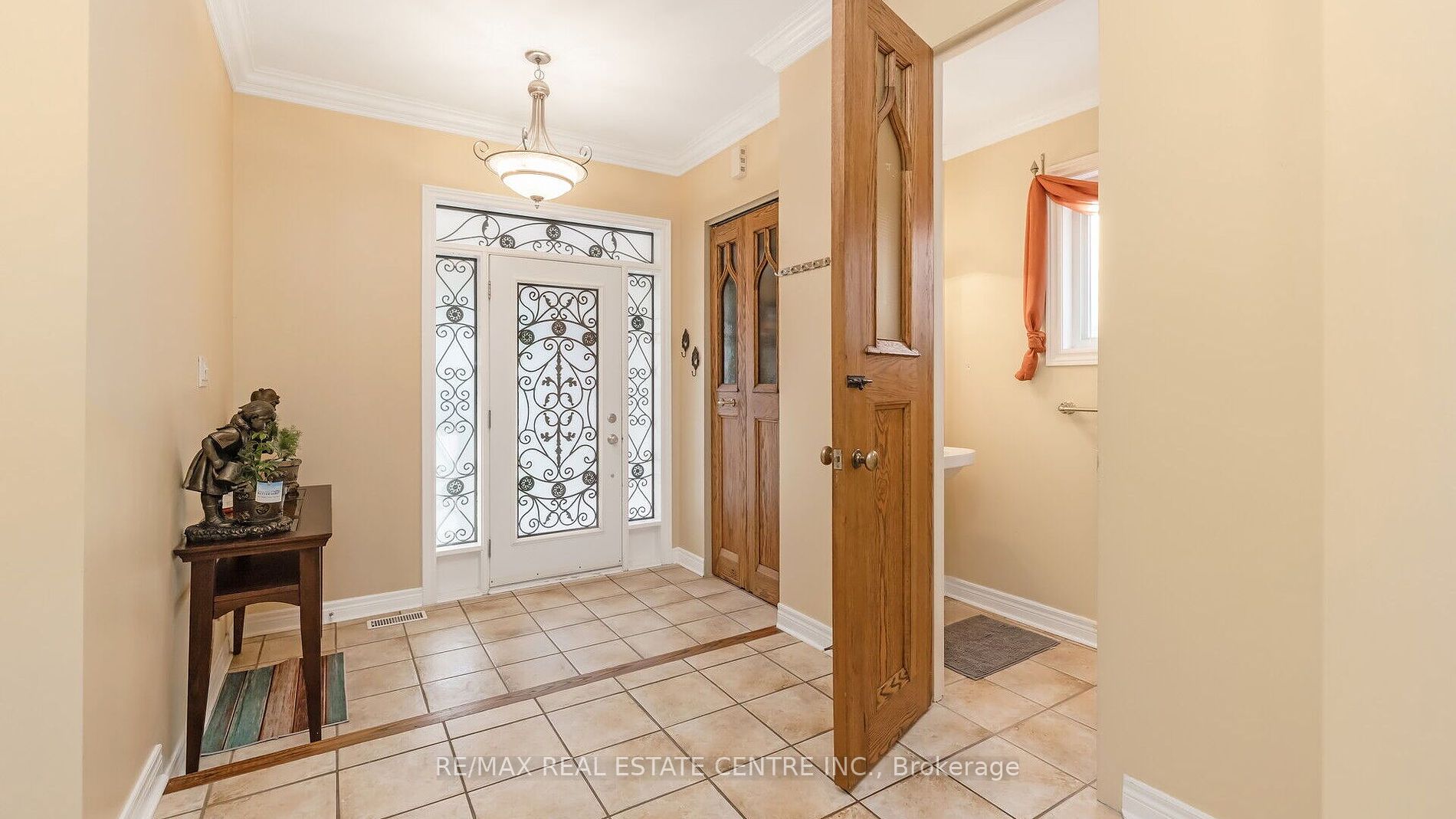 136 Van Scott Dr