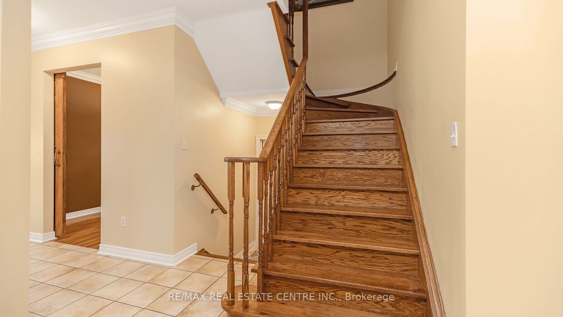 136 Van Scott Dr