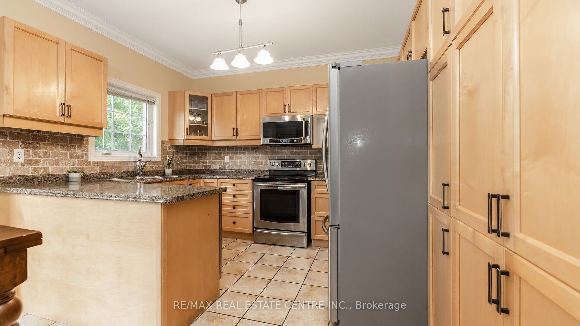 136 Van Scott Dr