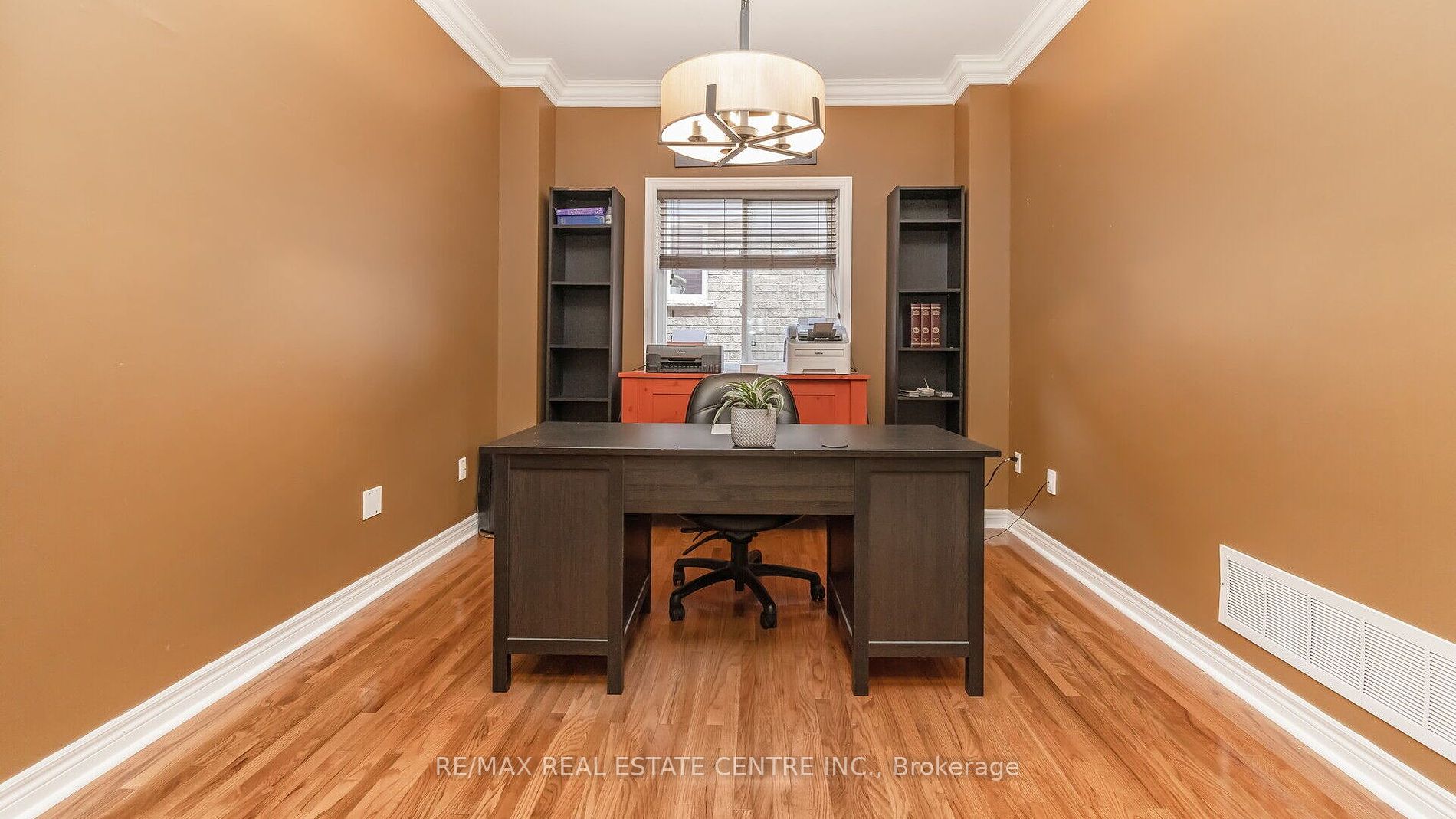 136 Van Scott Dr