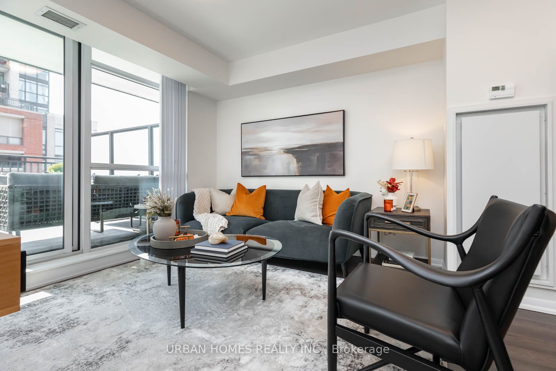 3091 Dufferin St, #734