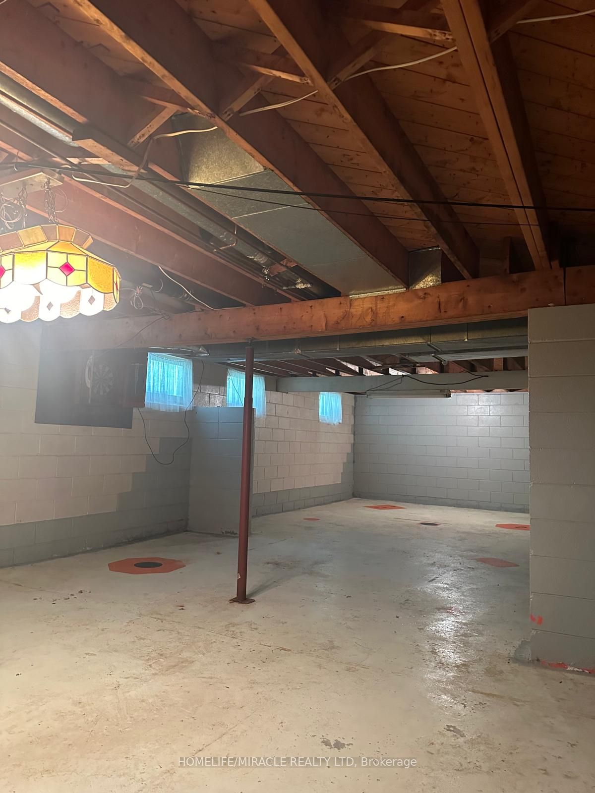 2216 Olde Base Line Rd