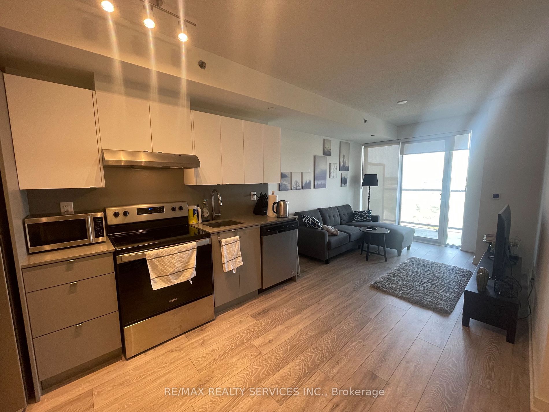 3200 Dakota Common #B906