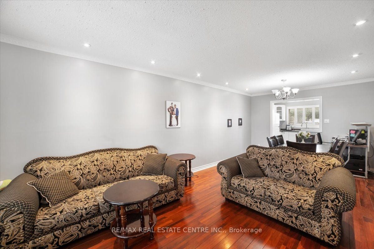 1020 Central Park Dr, #33
