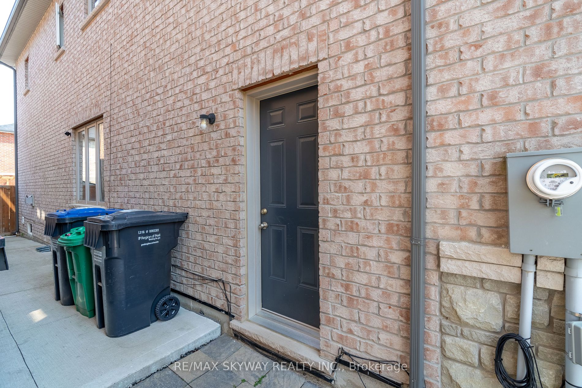 25 Hammerhead Rd
