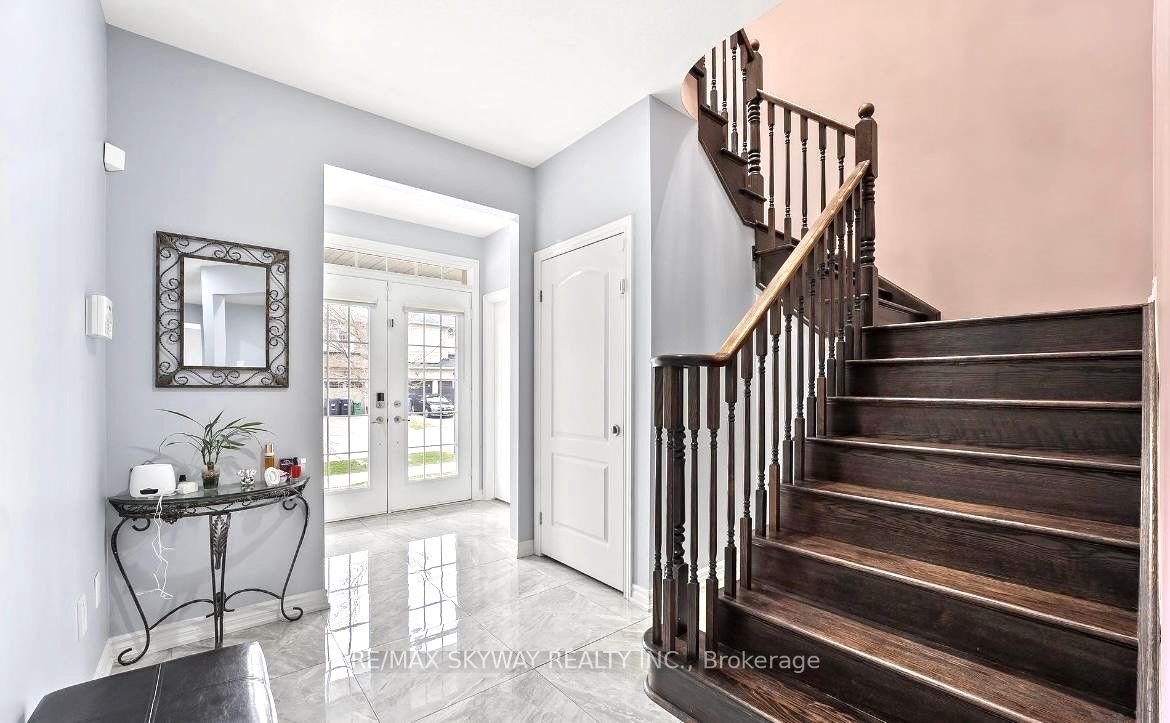 25 Hammerhead Rd