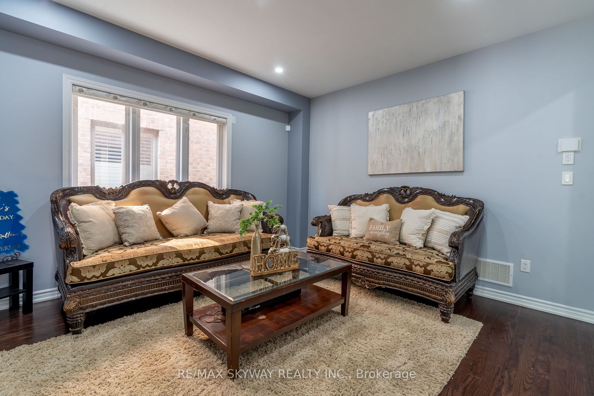 25 Hammerhead Rd