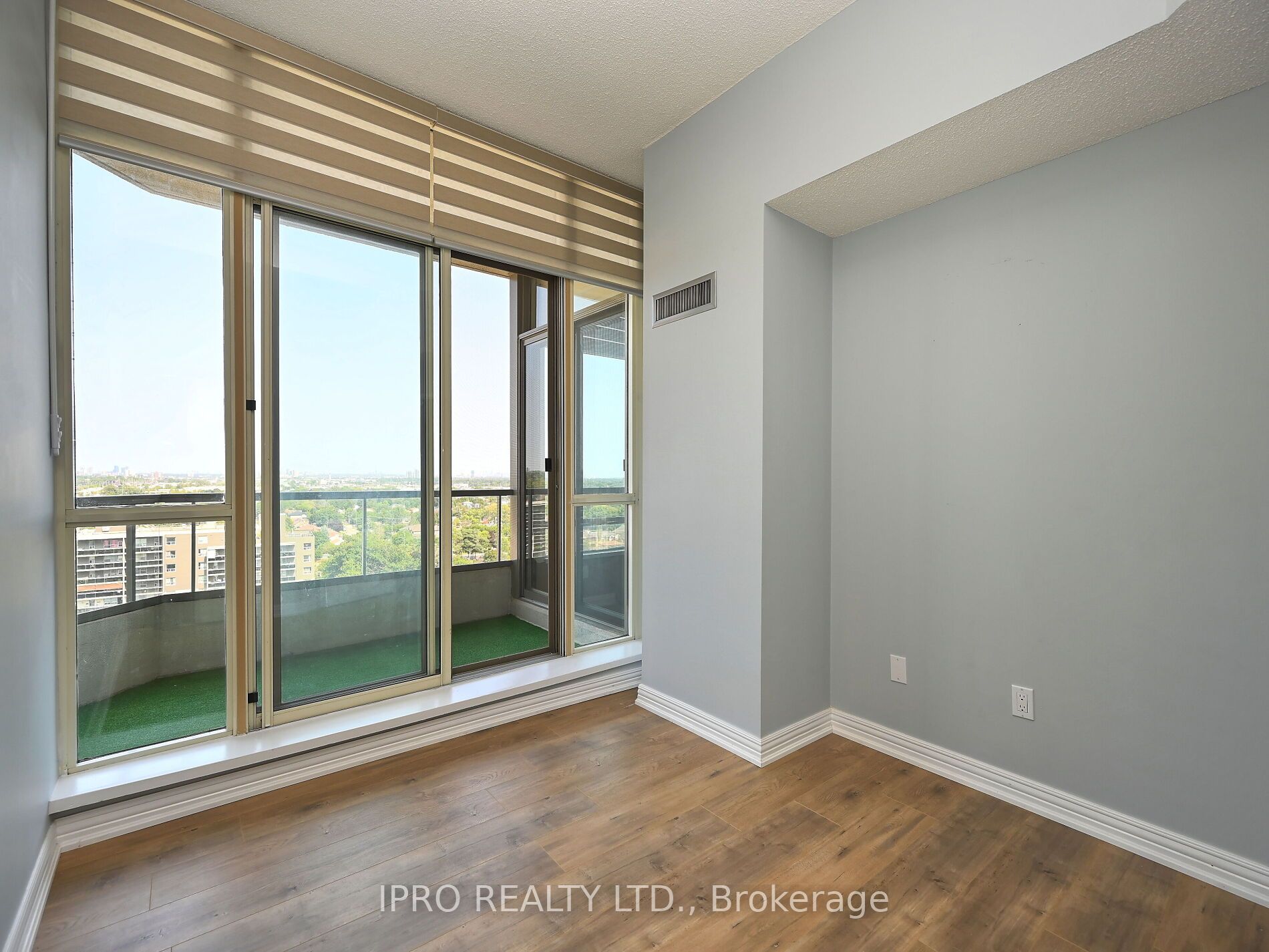 75 King St E, #PH3