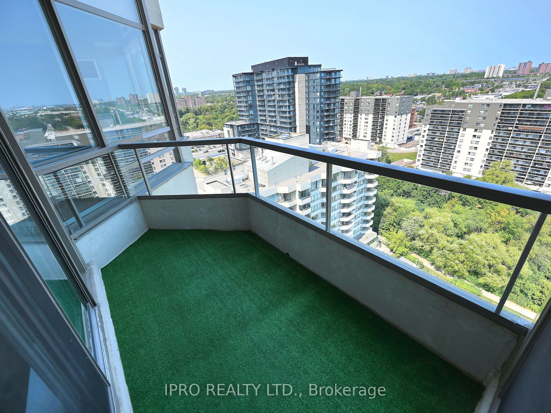 75 King St E, #PH3
