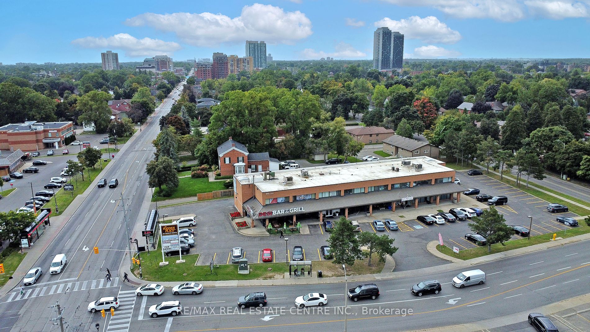 281 Main St N
