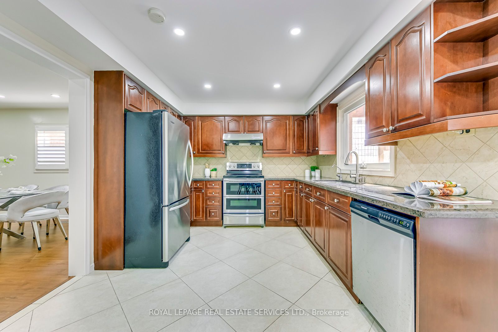 3498 Redmond Rd