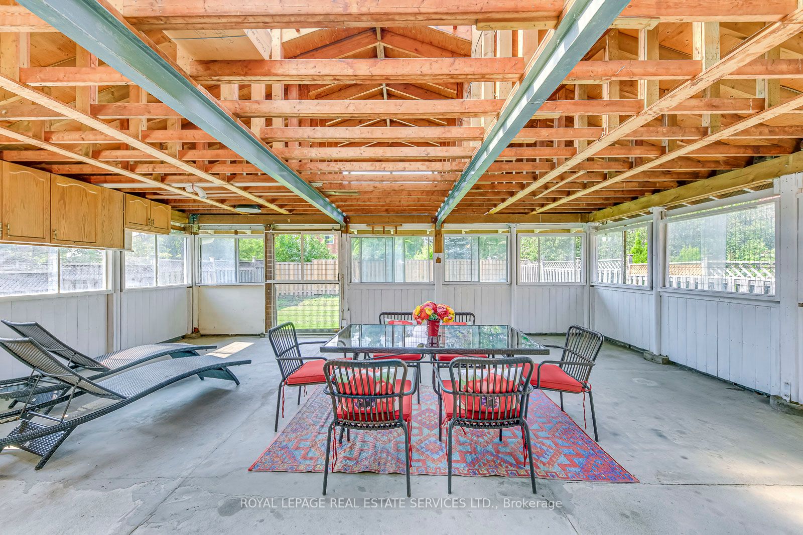 3498 Redmond Rd