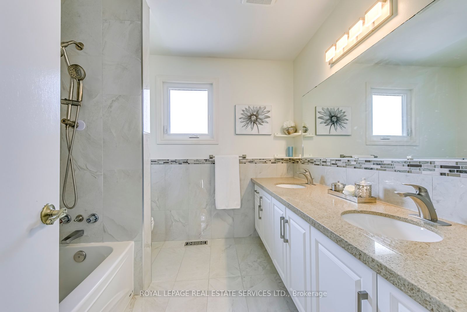 3498 Redmond Rd